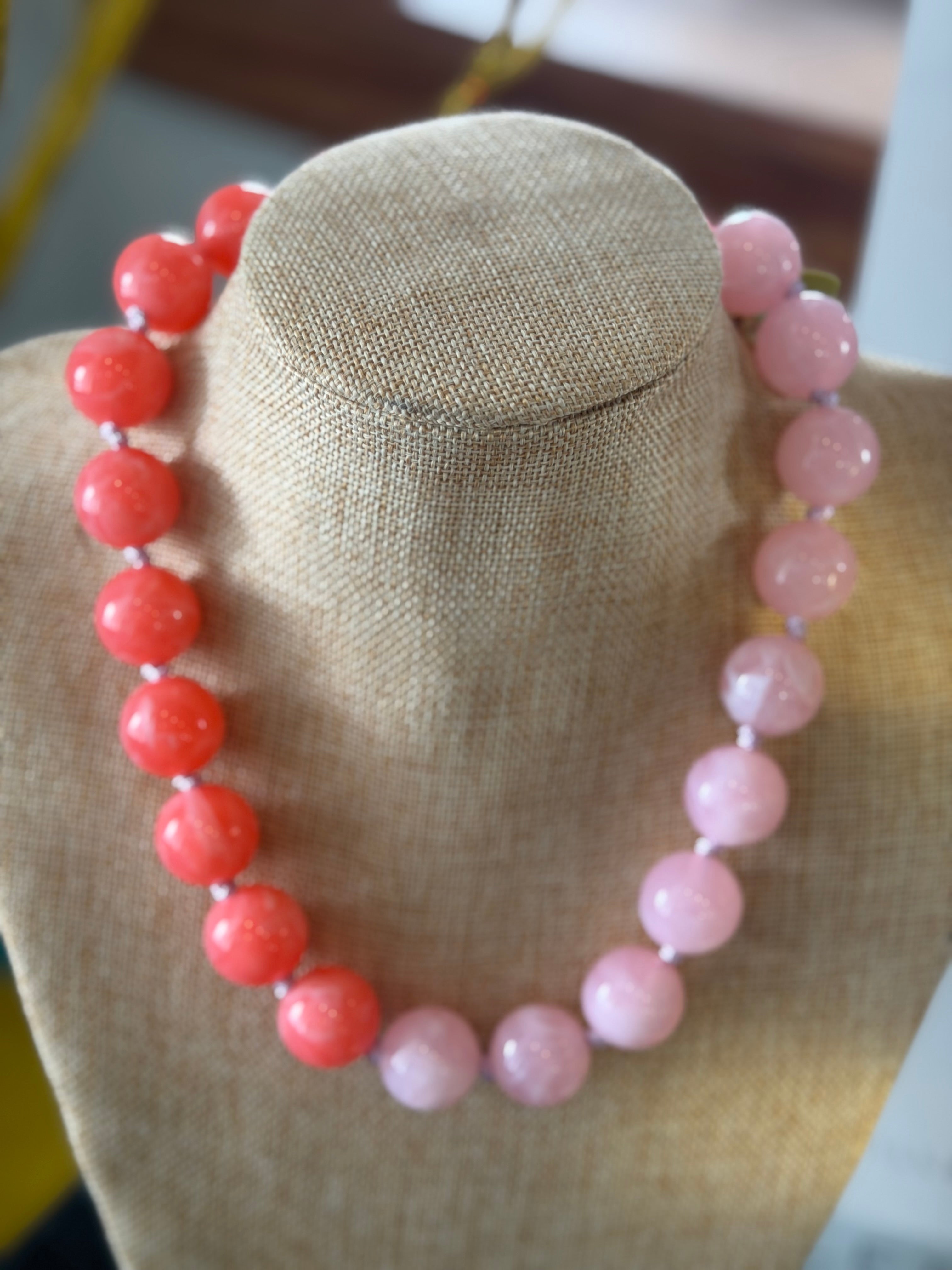 PINK JUDY NECKLACE