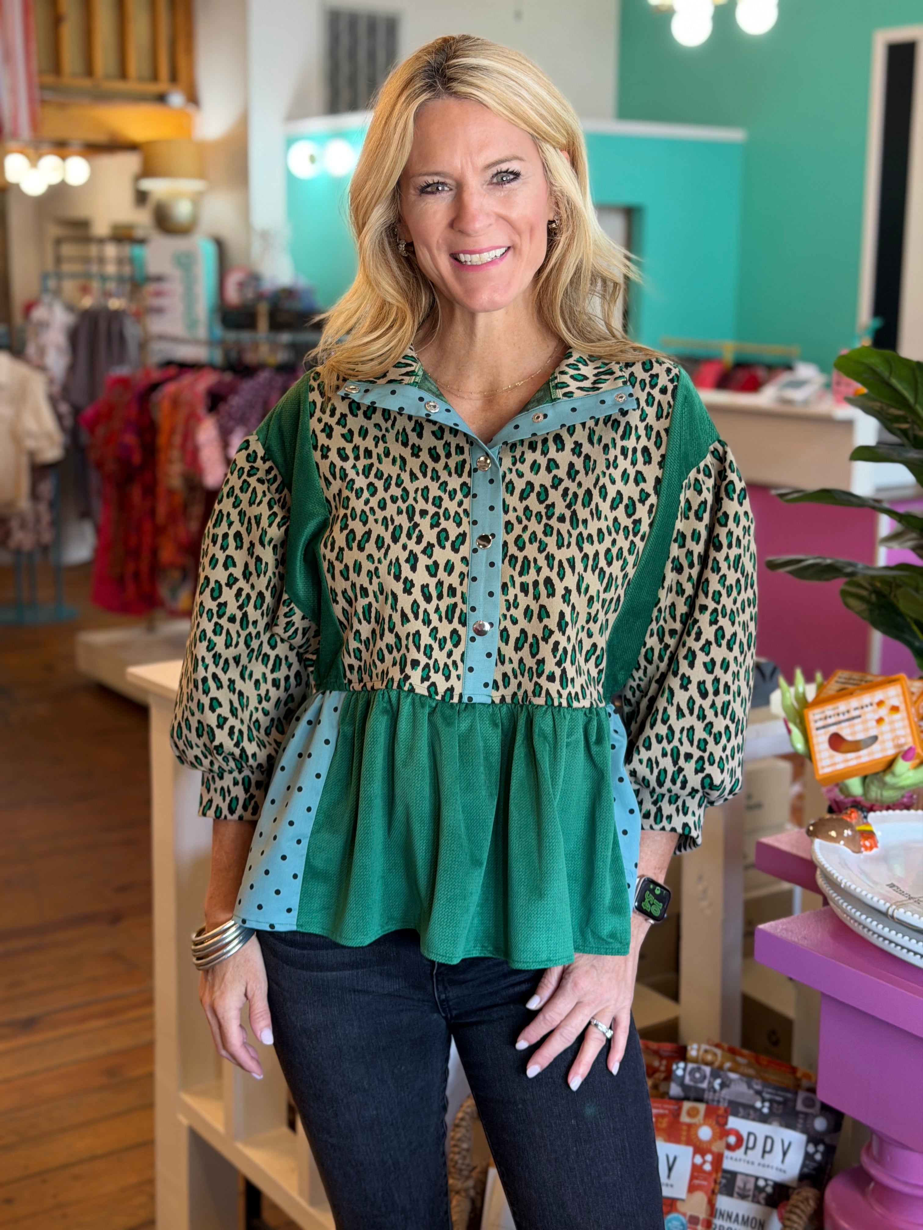 BAILEY BUTTON SNAP TOP