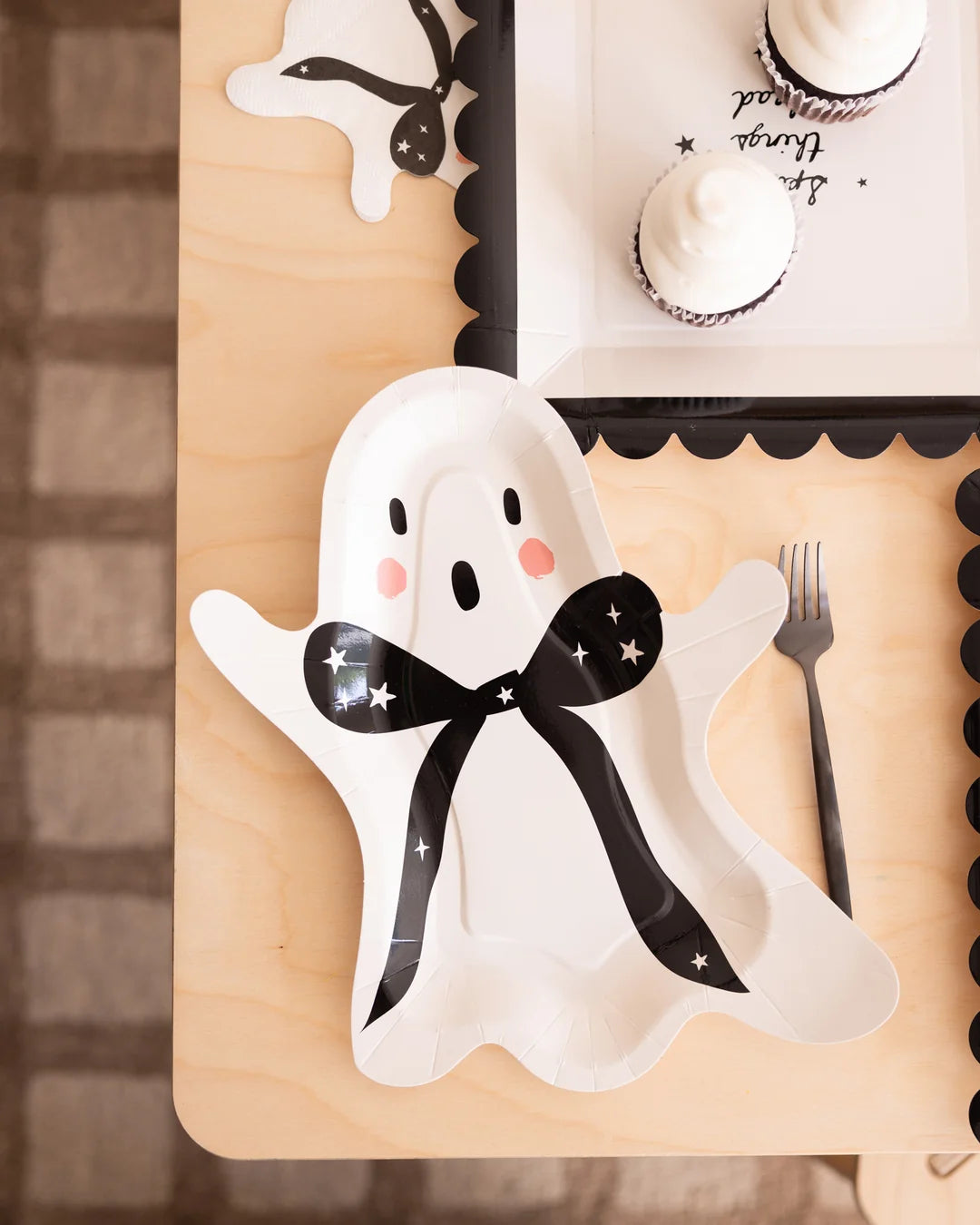 BOO GHOST PLATES