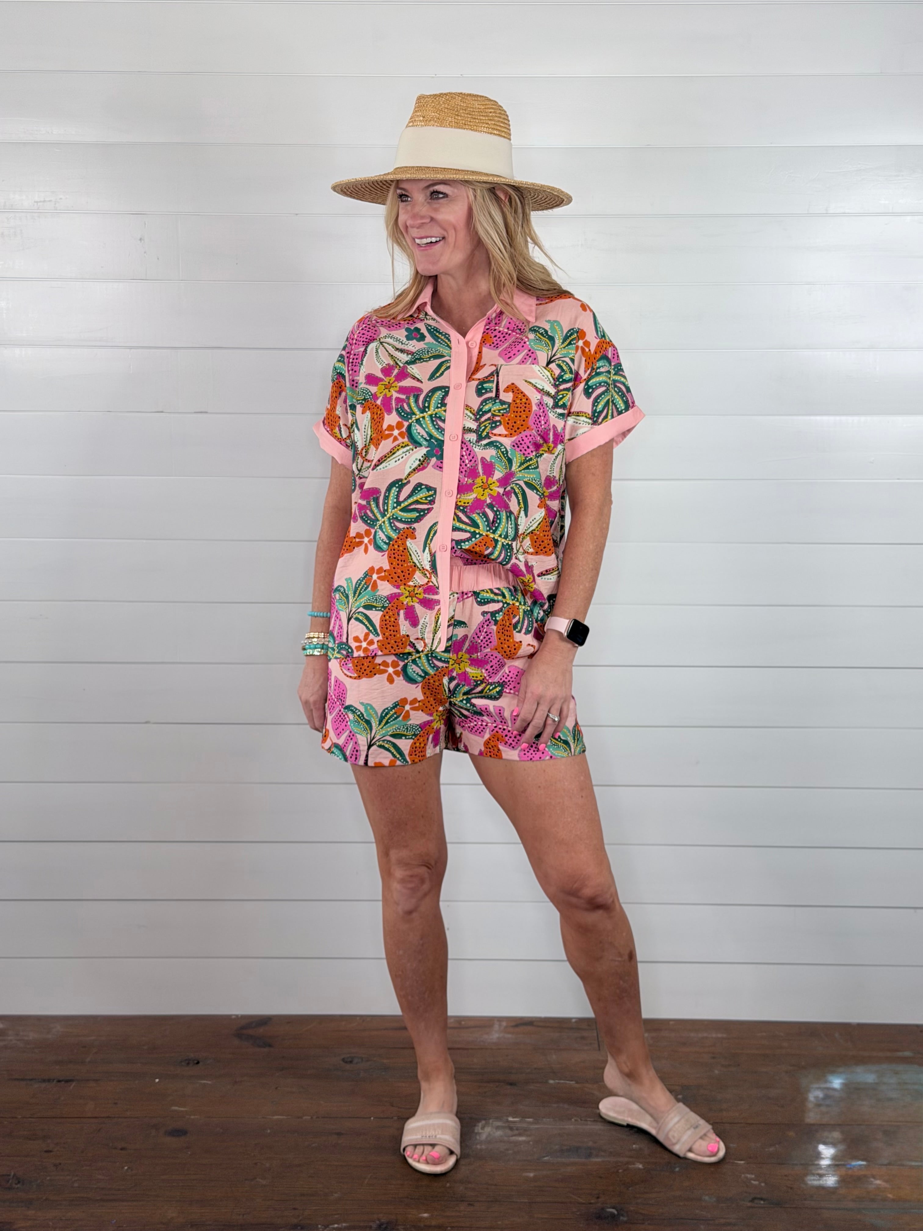 INTO THE WILD SHORTS