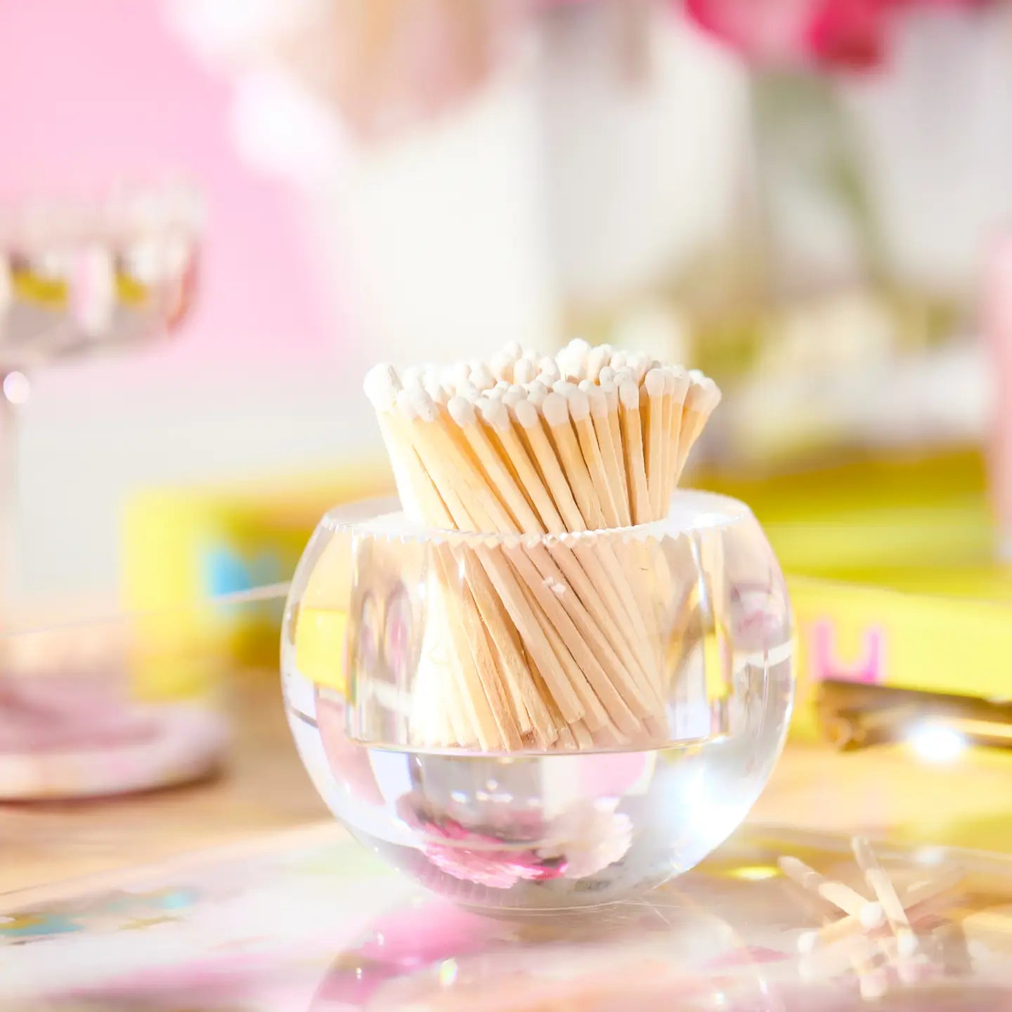 ROUND MATCH STRIKER-WHITE