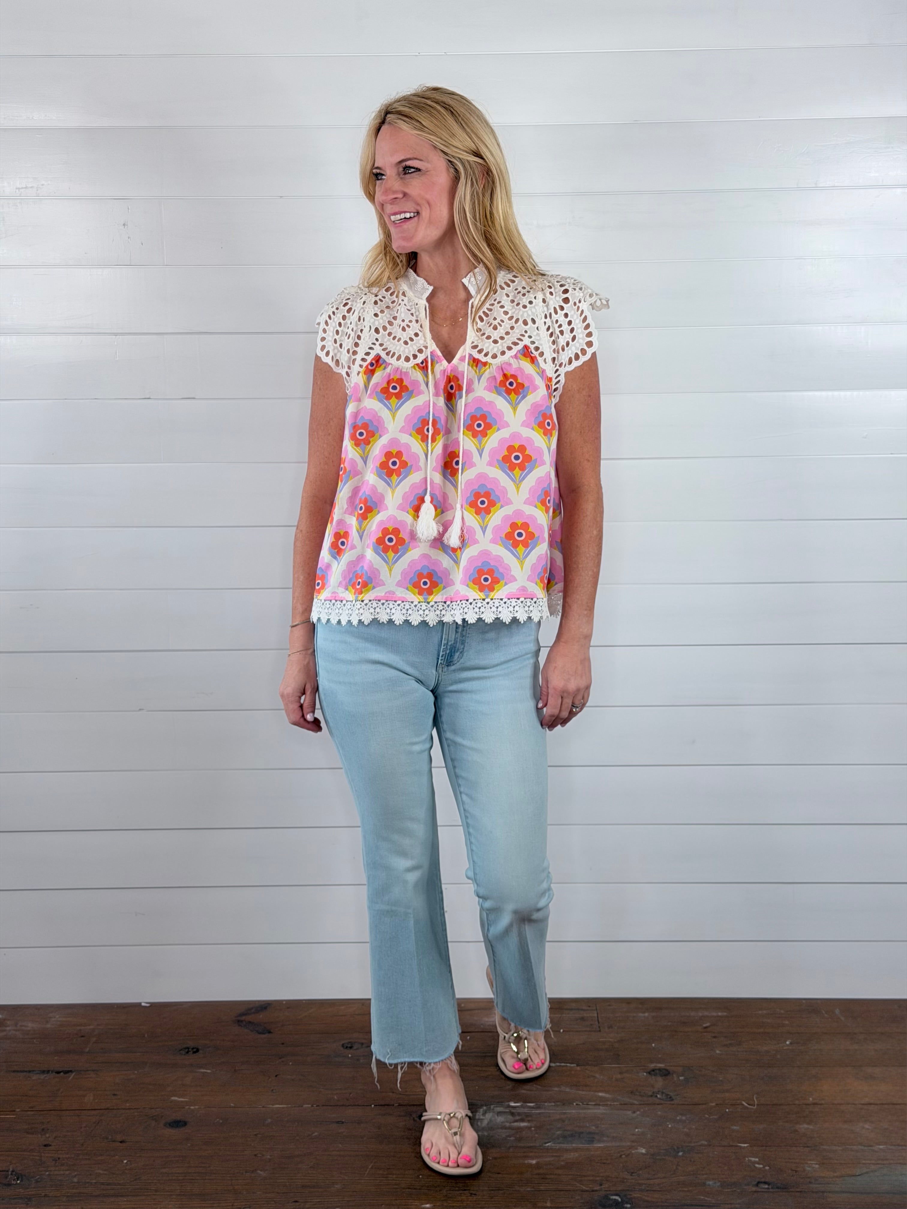 EYELET FLORAL TOP