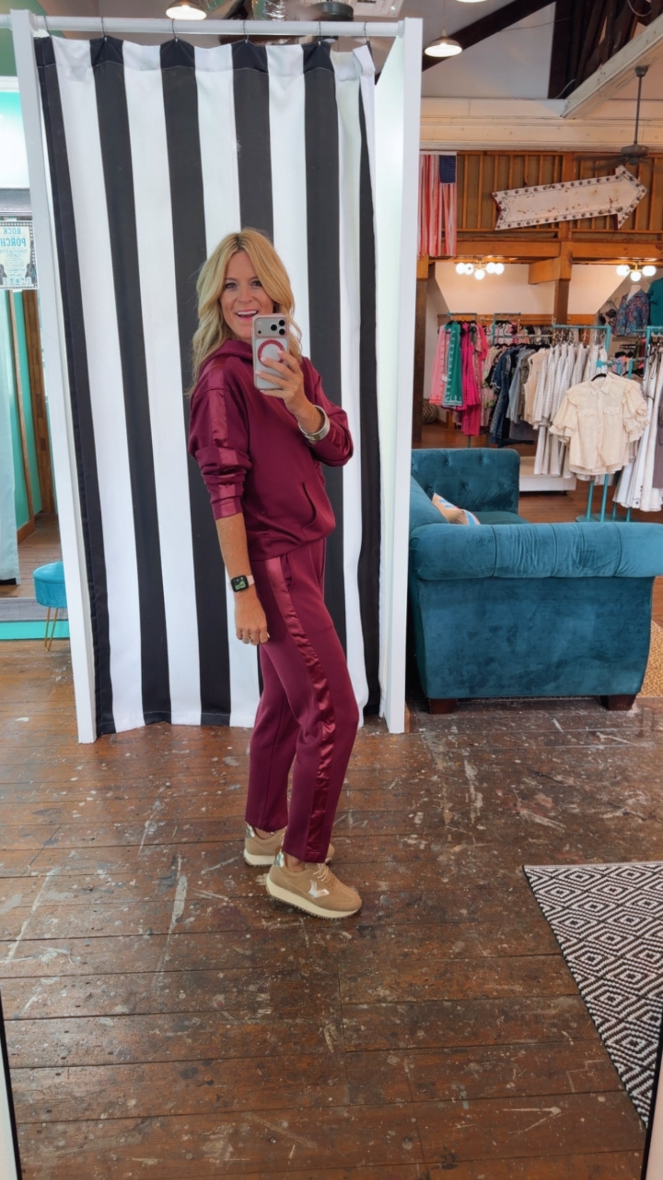 SATIN STRIPE JOGGER-MAROON