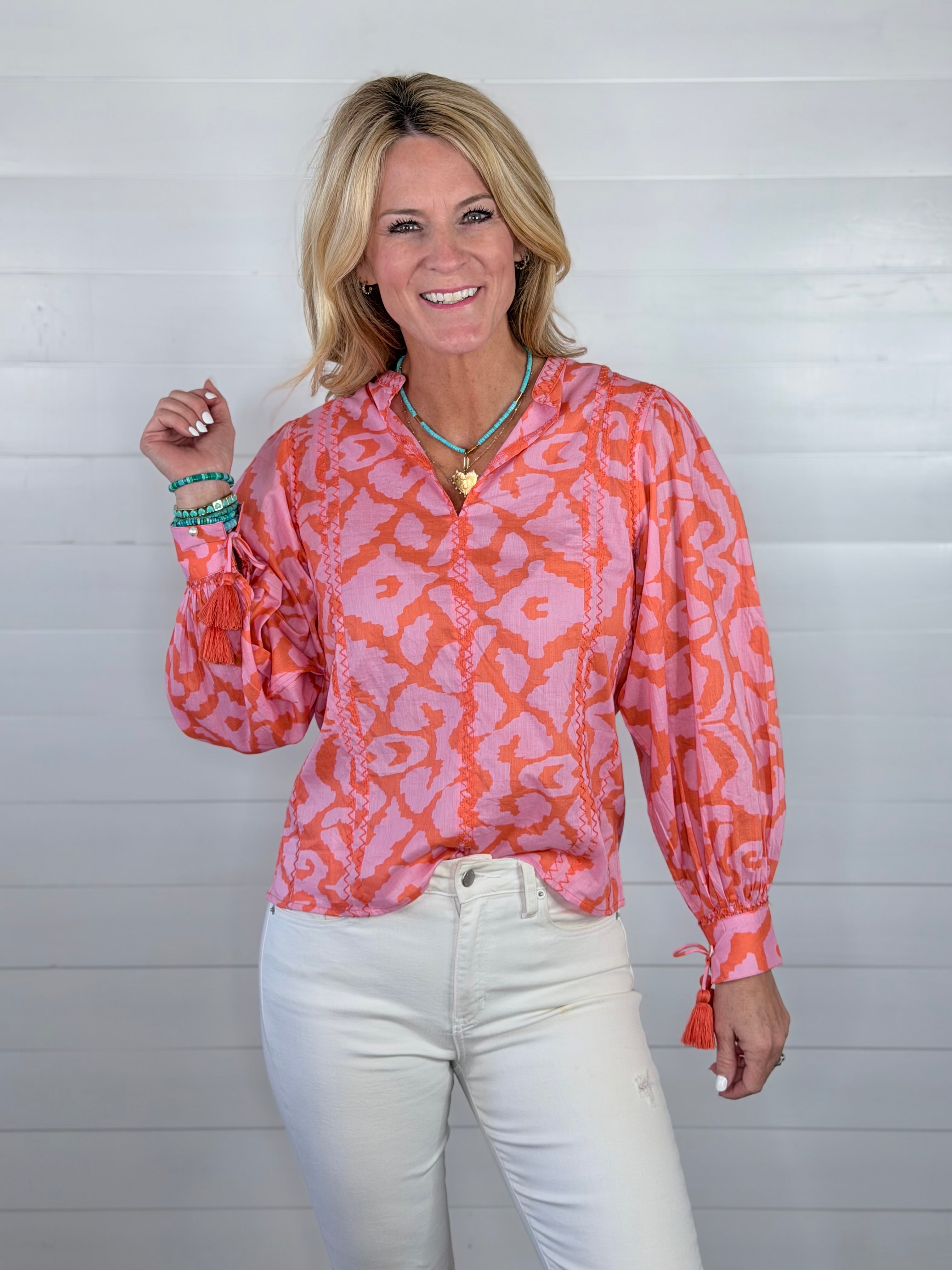 ZIG ZAG STITCHED TOP