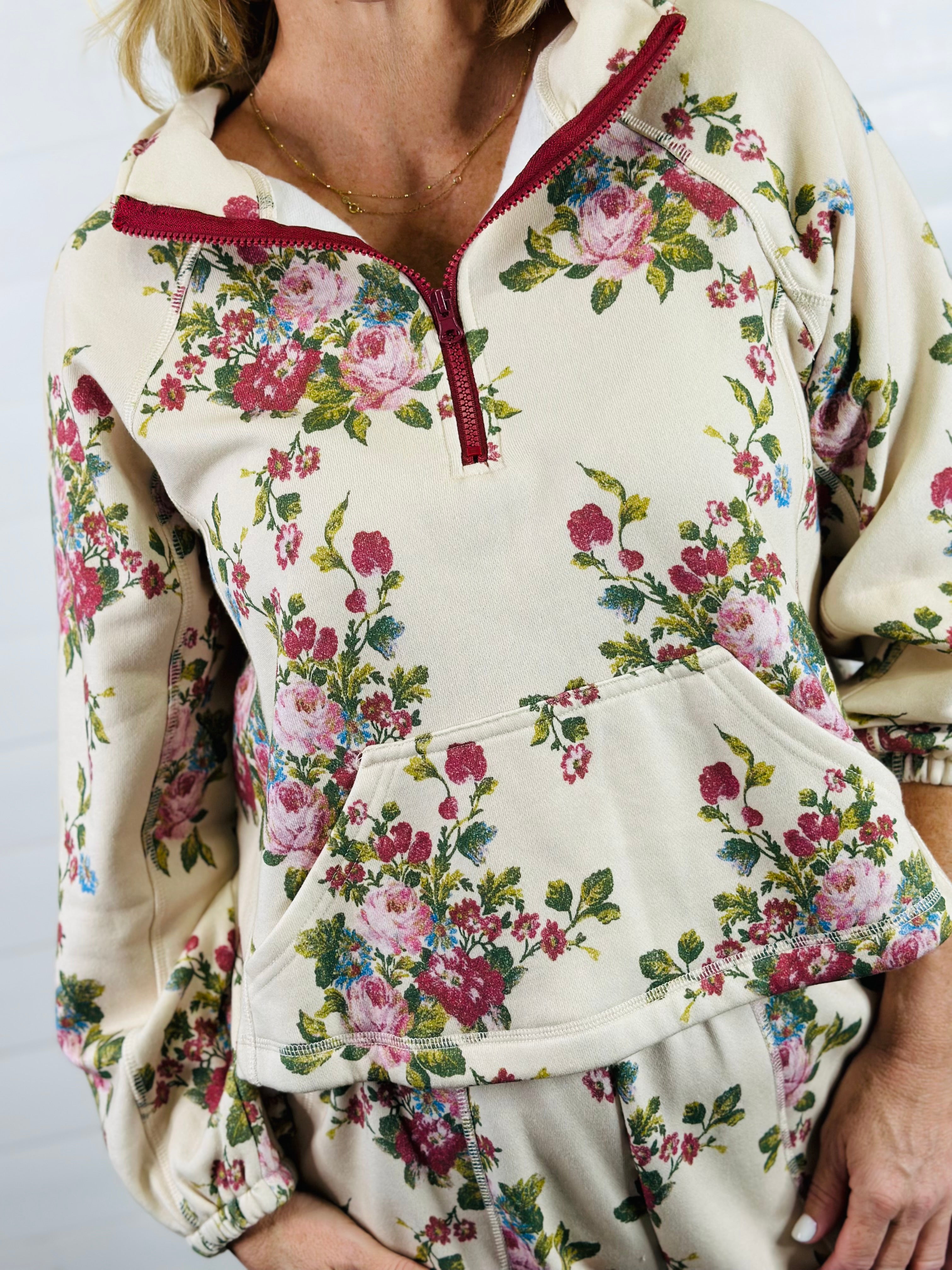 FLOWER BOUQUET JOGGER SUIT