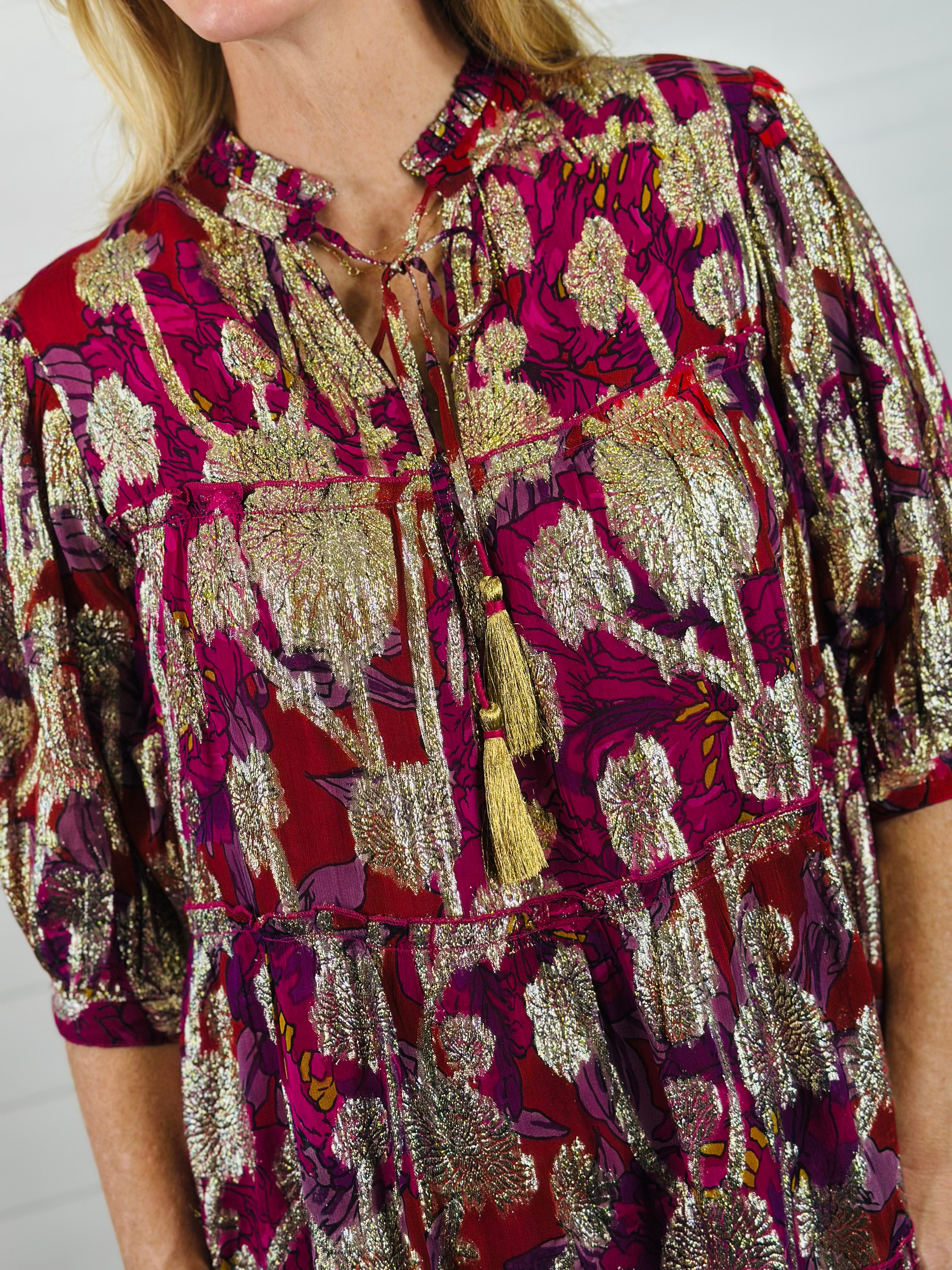 METALLIC PRINT TIERED DRESS