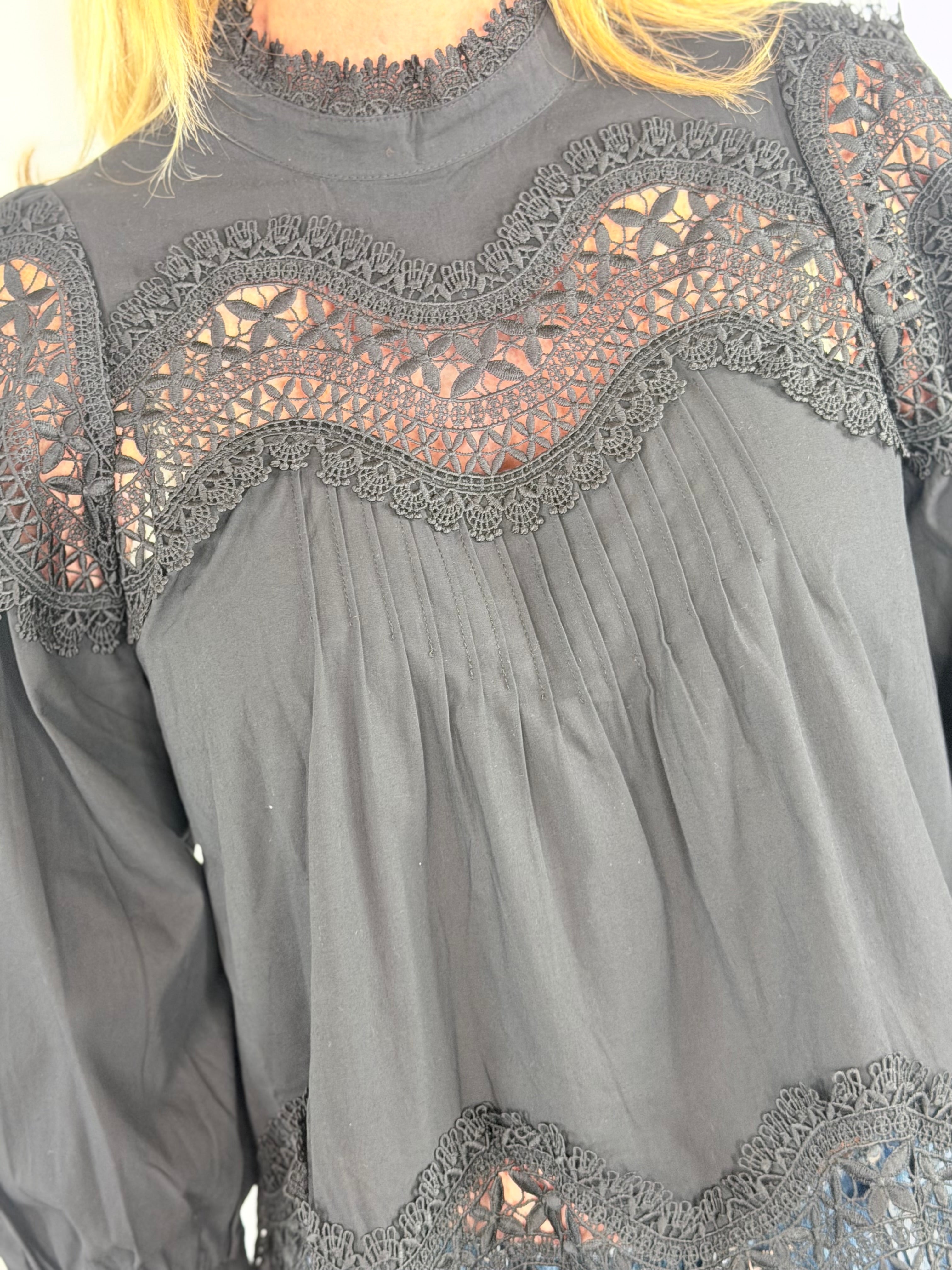 POLLY LACE TOP