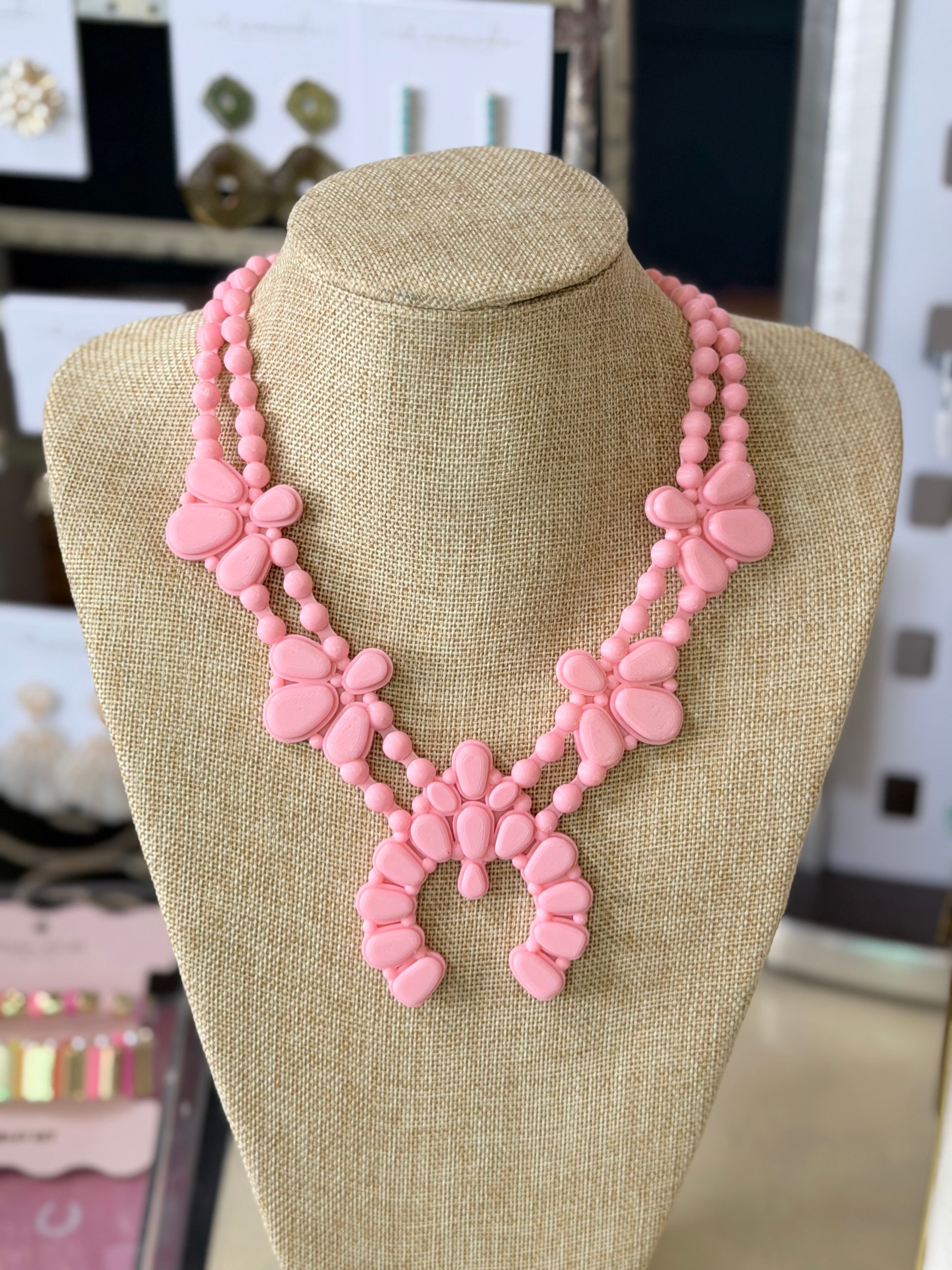 NIGHT BLOOM NECKLACE-PINK