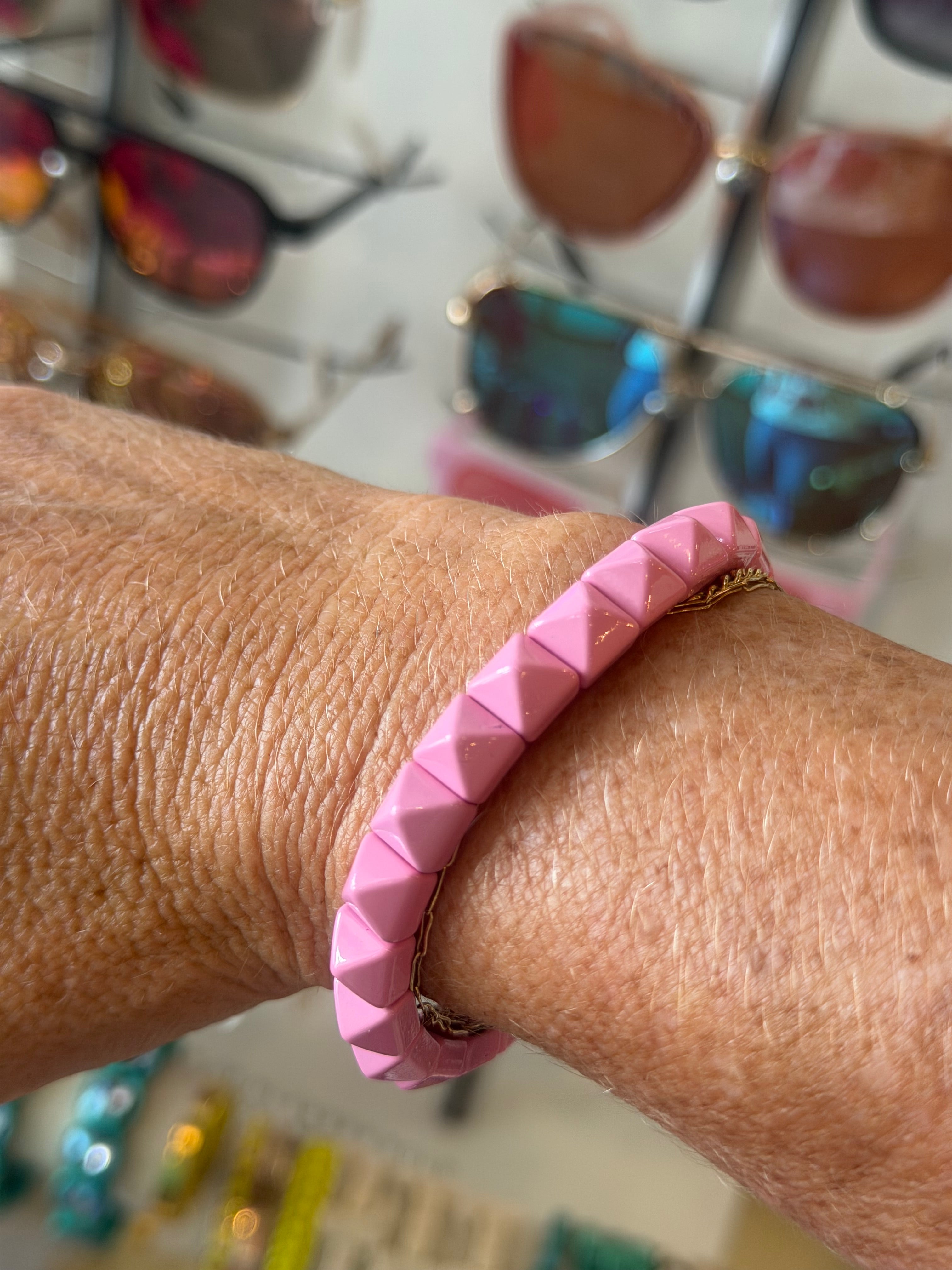 ROXY STUD BRACELET-PINK