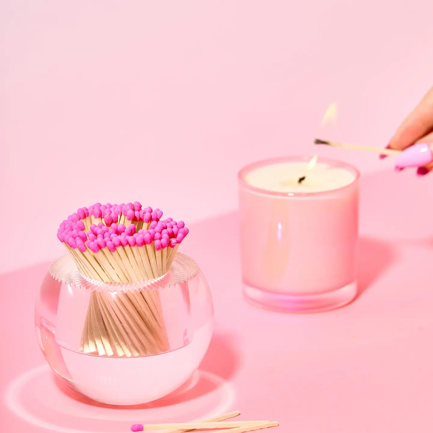 ROUND MATCH STRIKER-HOT PINK