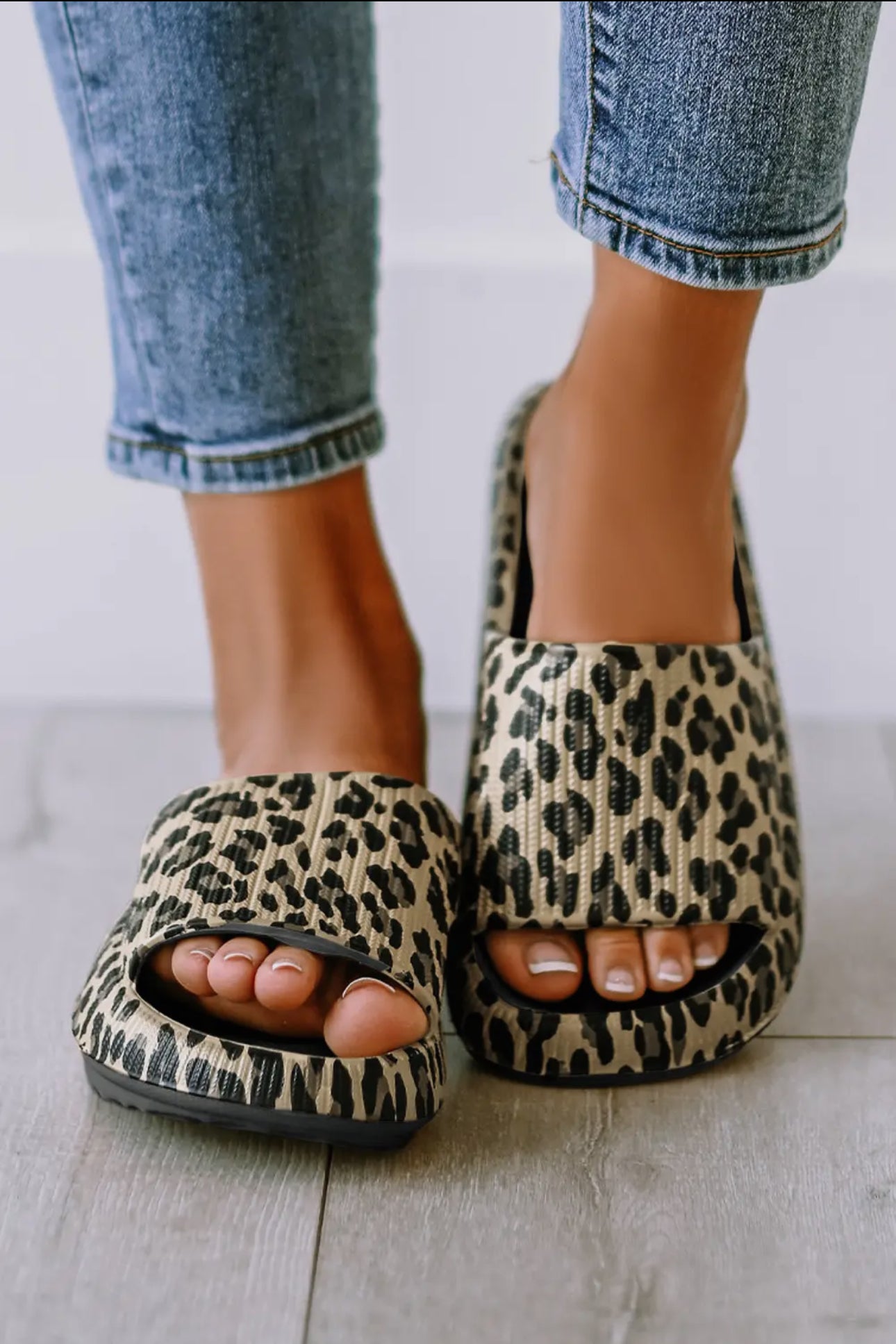 SADIE CHEETAH SLIDE-BROWN