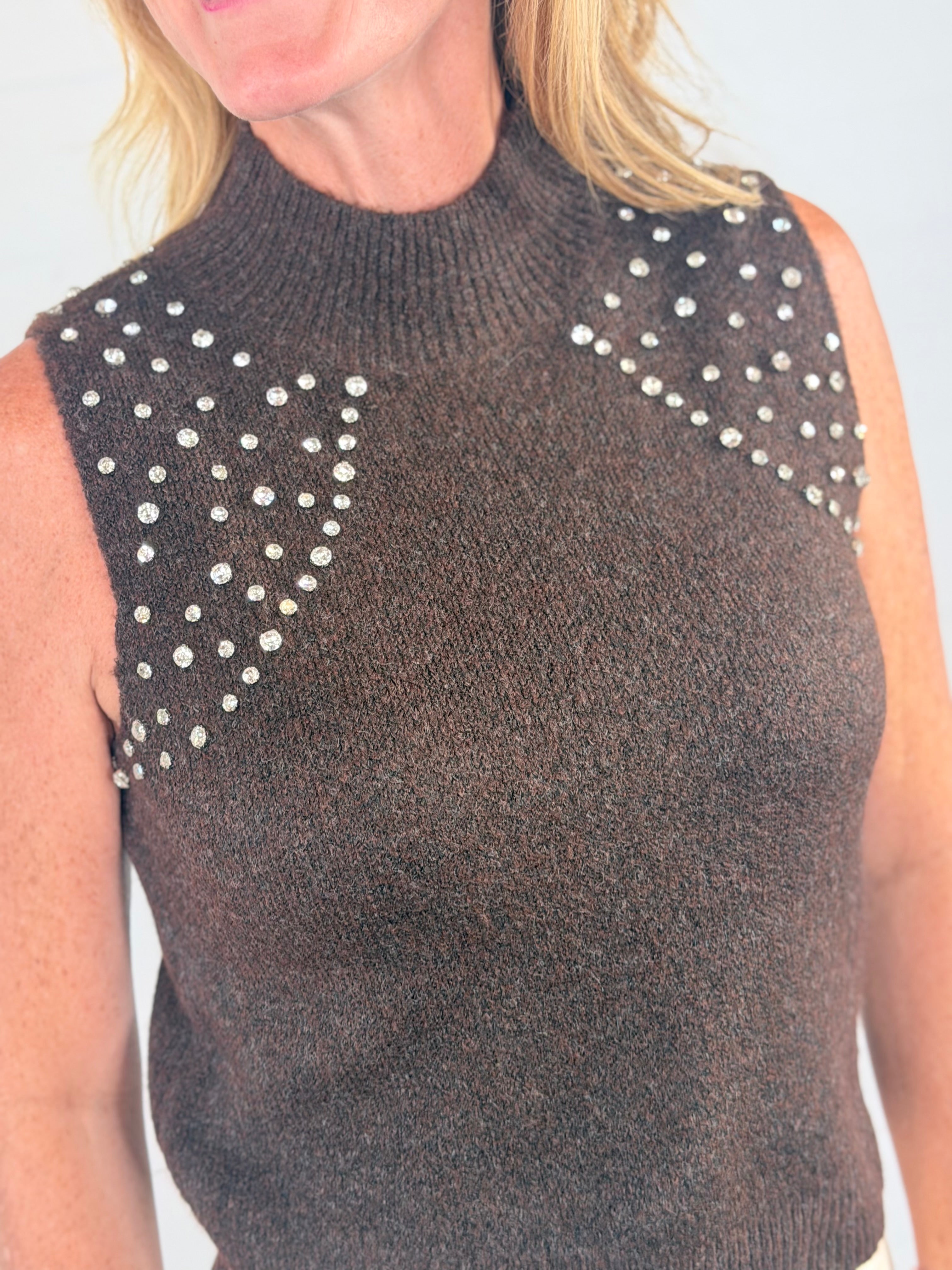 GLAM GIRL SWEATER-BROWN