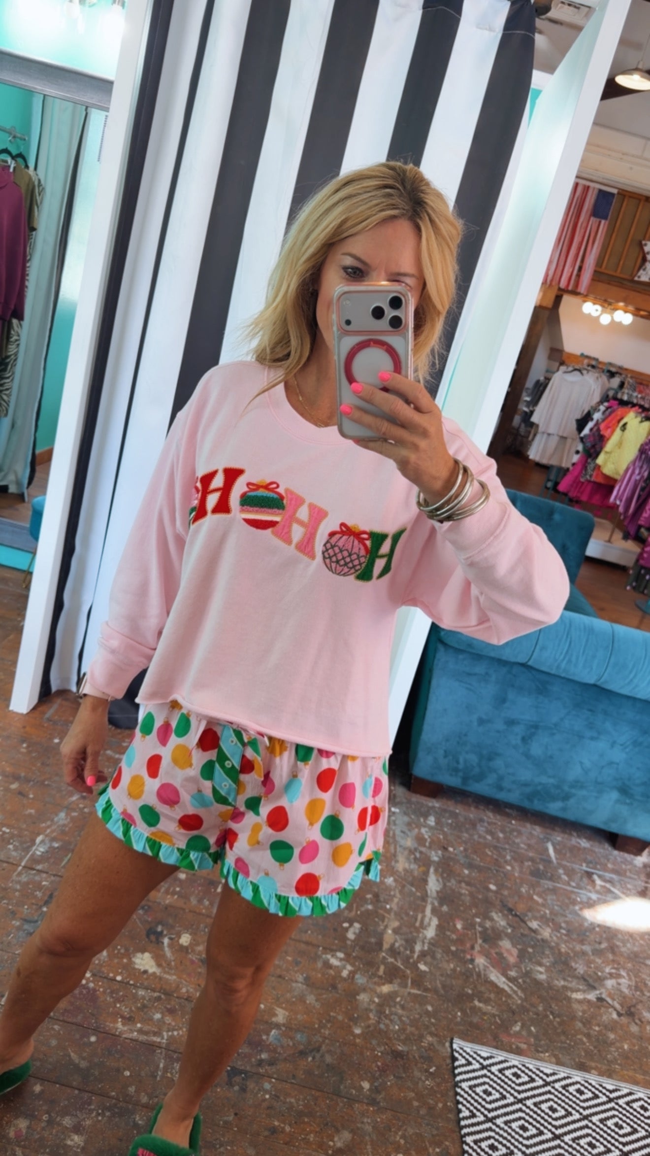 HO HO HO LOUNGE SWEATSHIRT