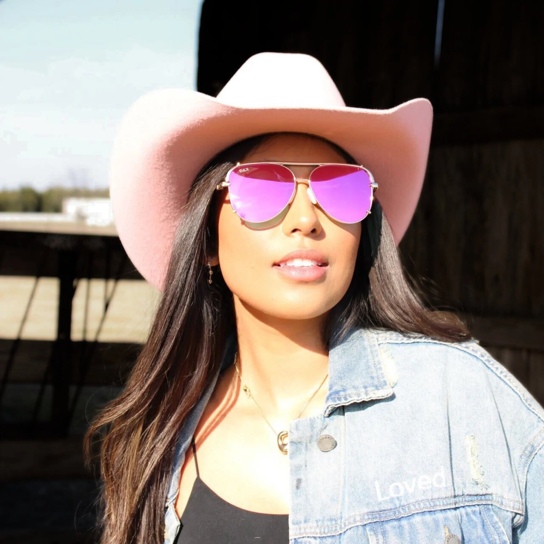 DAX-SHAY HOT PINK SUNGLASSES