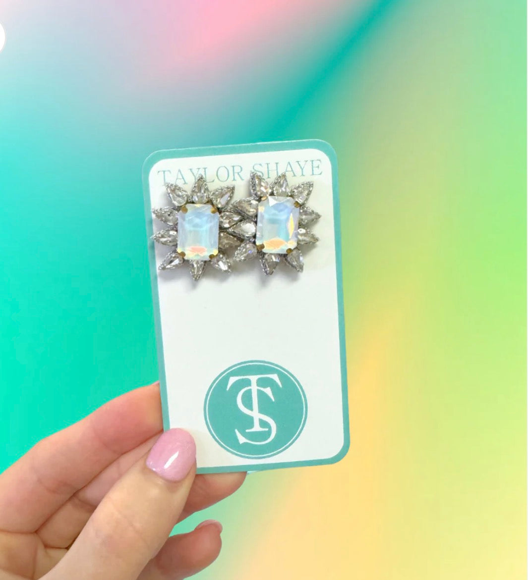 CRYSTAL SPIKE STUDS-OPAL