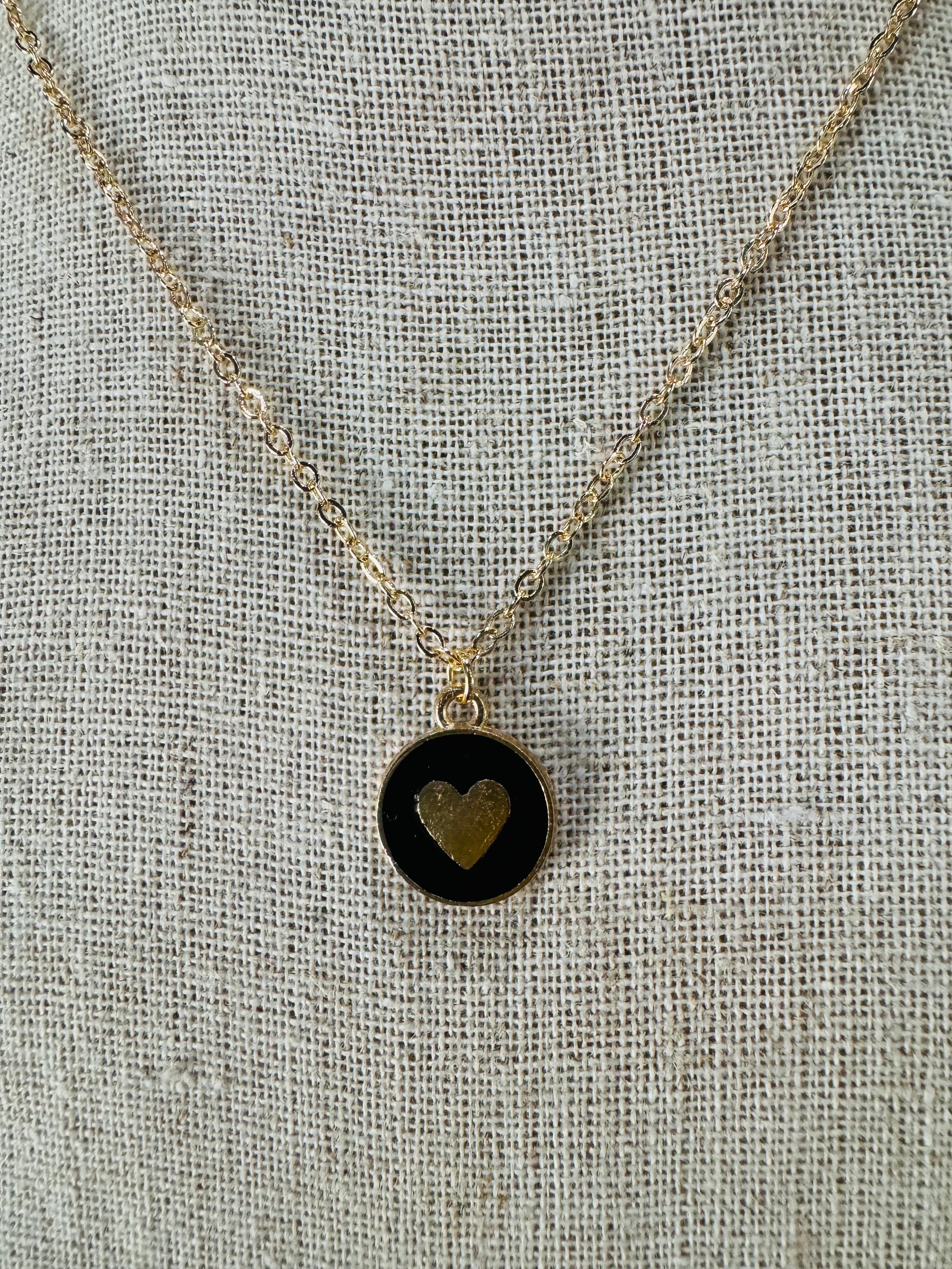 COLORFUL HEART NECKLACE-BLACK