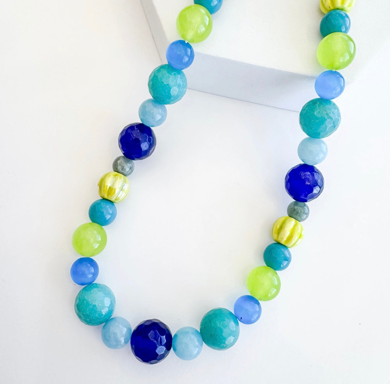 LOVE BIG BLUES NECKLACE