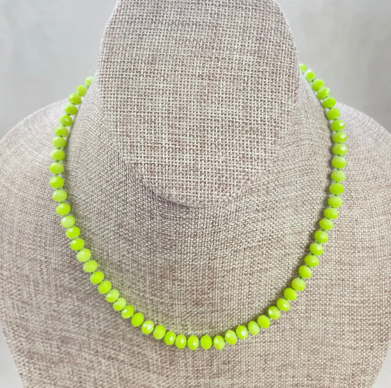 BARB-GREEN NEON CRYSTAL NECKLACE