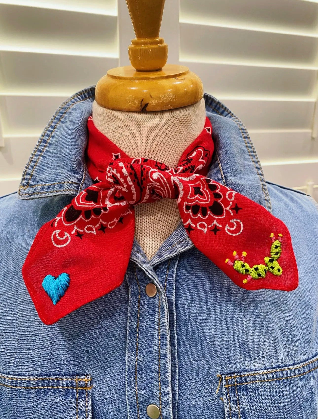 EMBROIDERED CACTUS BANDANA-RED