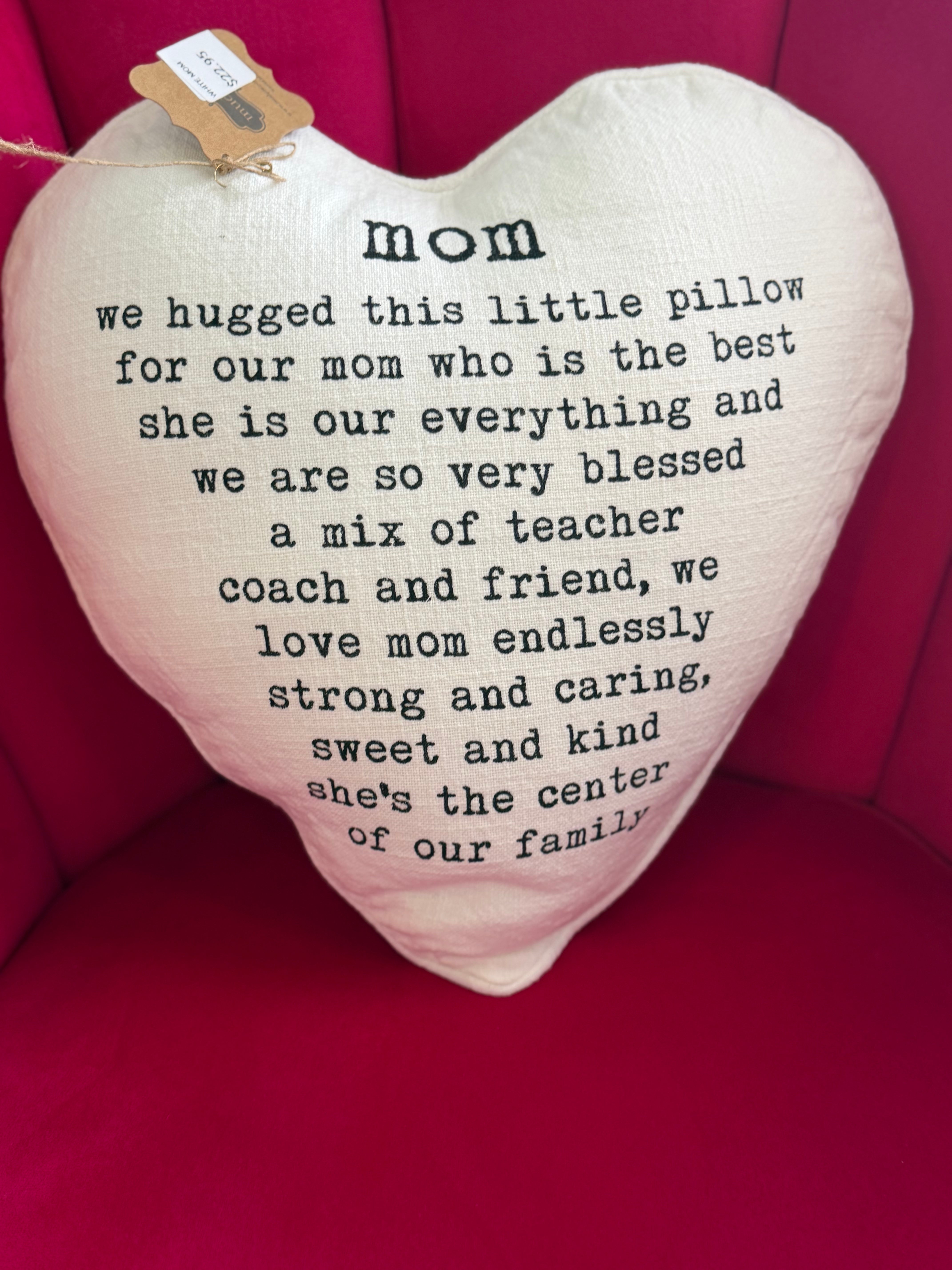 WHITE MOM HEART PILLOW