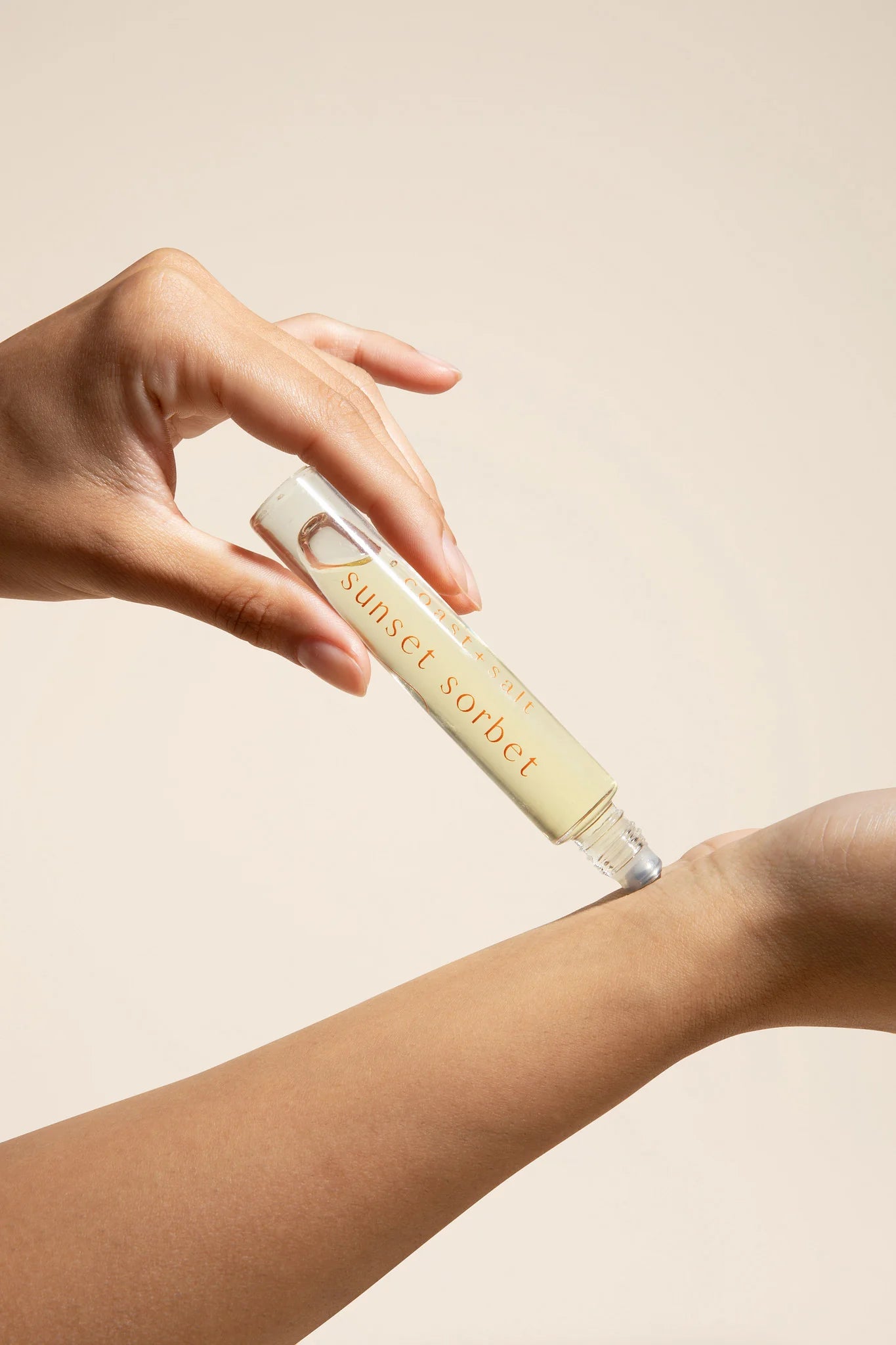 SUNSET SORBET PERFUME ROLLER