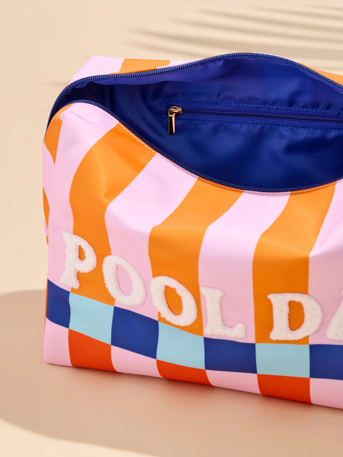 POOL DAY OVERSIZED POUCH