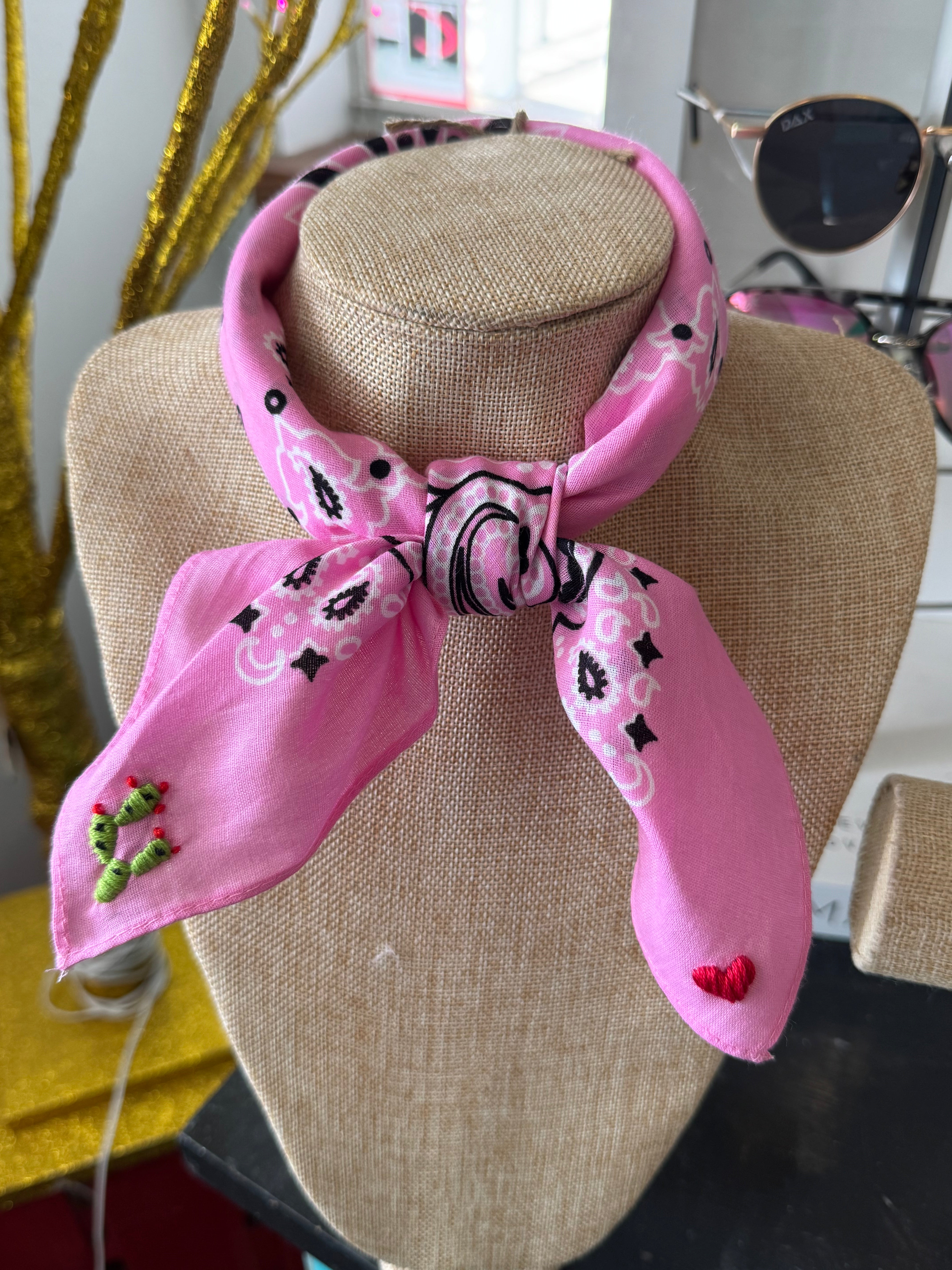 EMBROIDERED CACTUS BANDANA-LIGHT PINK