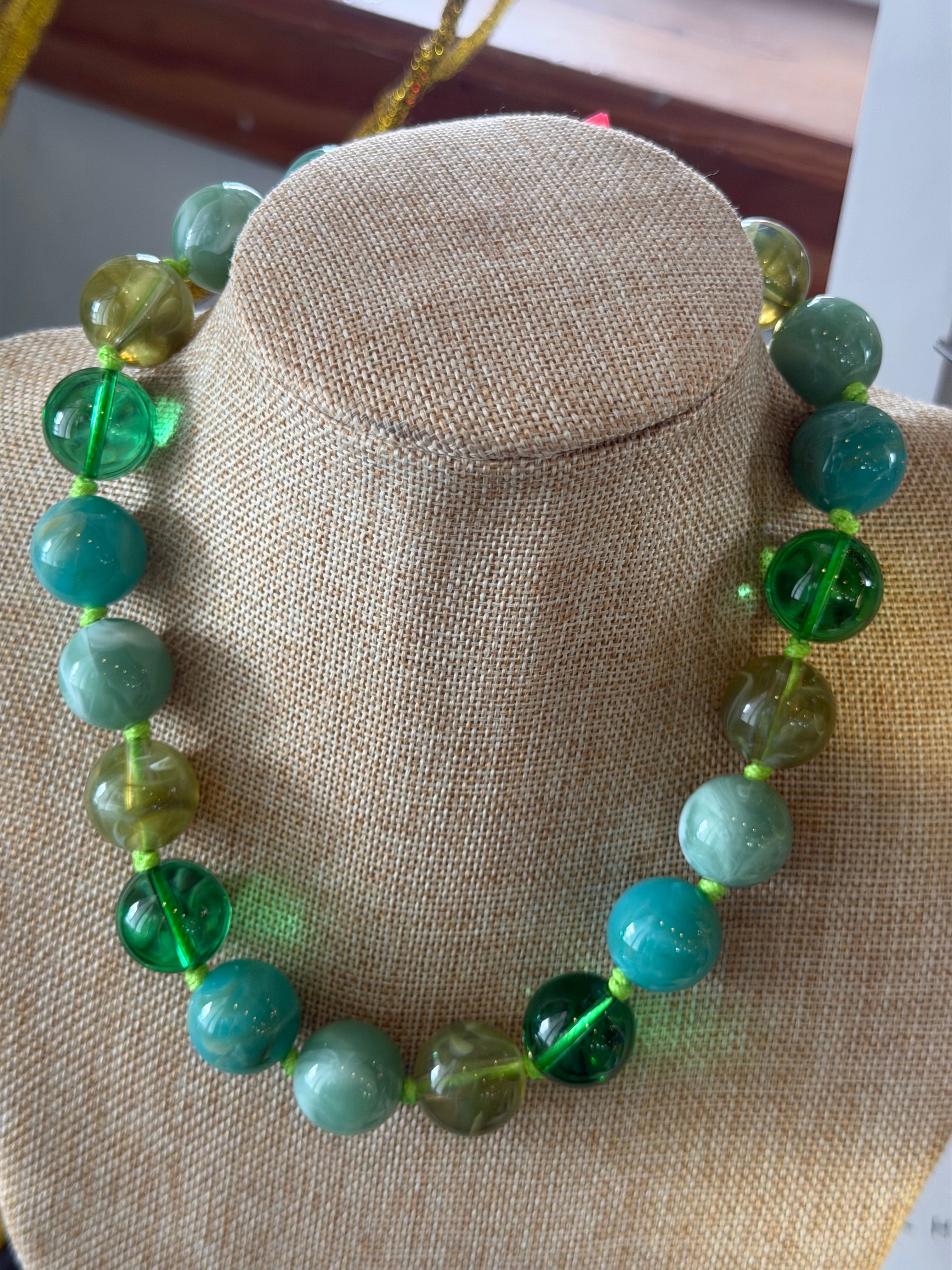 TURQUOISE JUDY NECKLACE