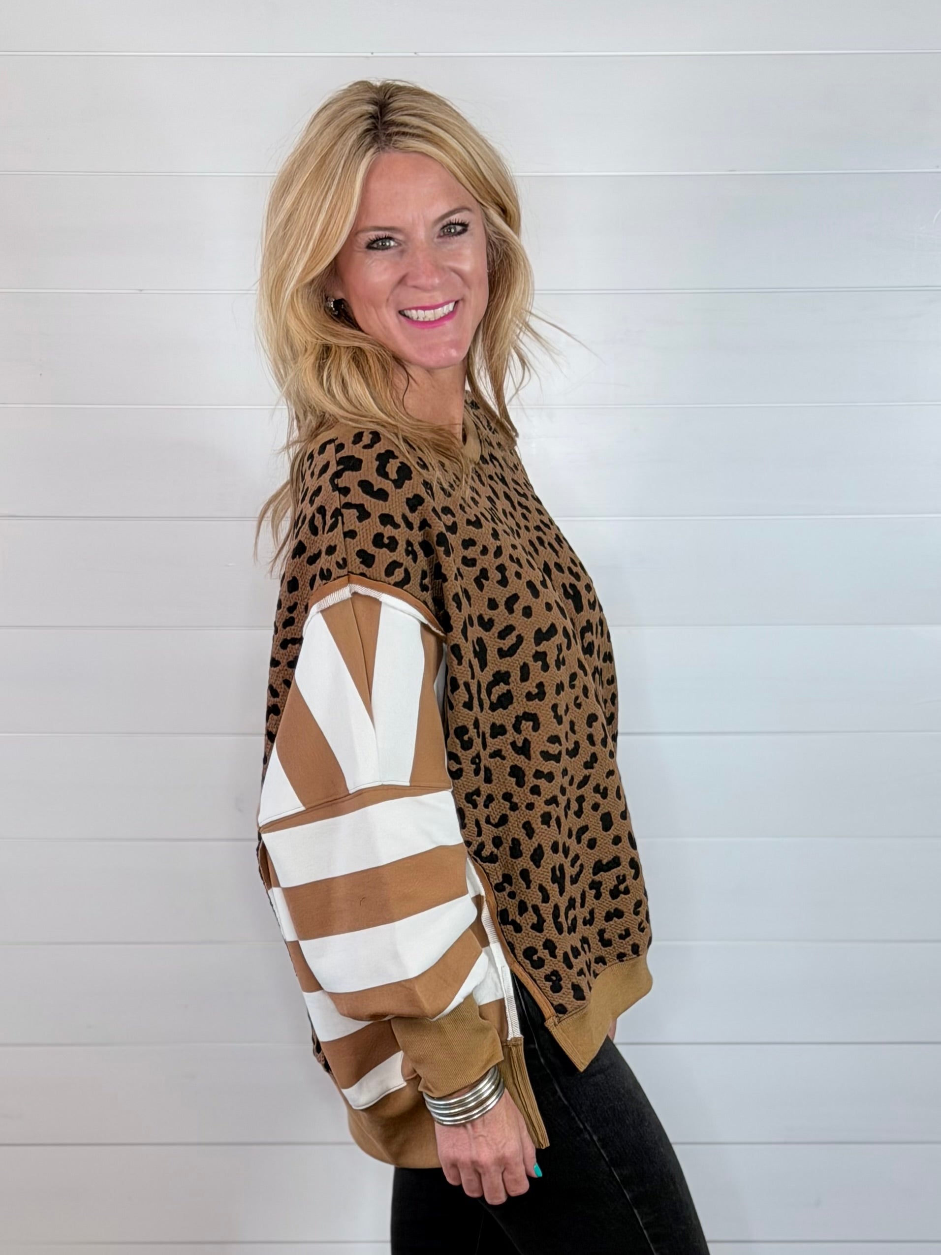 WILD ABOUT STRIPES TOP-CAMEL